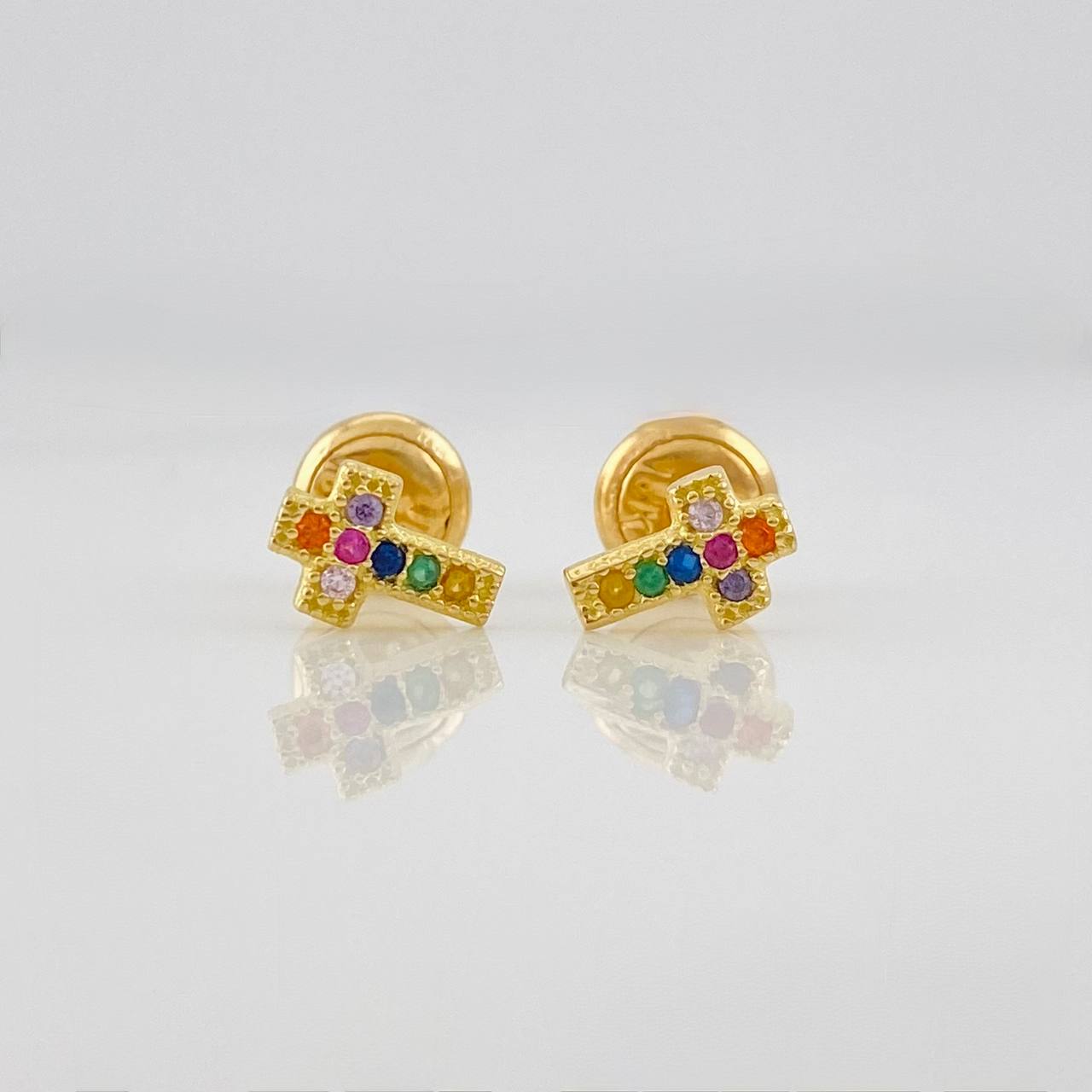 Stud Earrings Cross 0.75g / in / 6.8mm Yellow Gold 18K