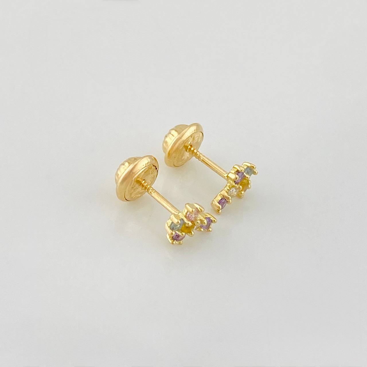 Stud Earrings Cross 0.8g / in / 6.4mm Yellow Gold 18K