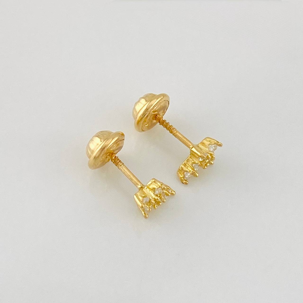 Stud Earrings Cross 0.8g / in / 6.3mm Yellow Gold 18K
