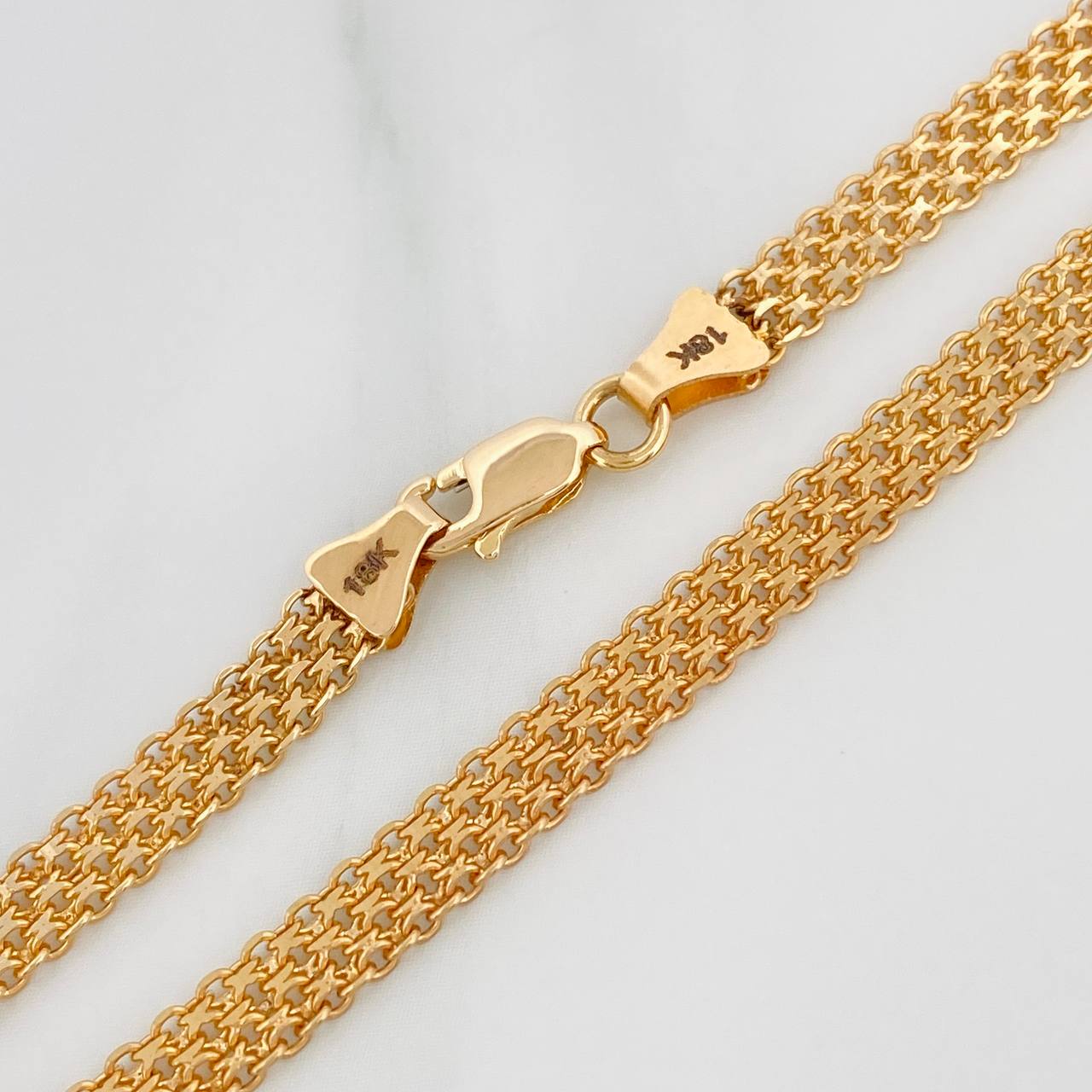 Cadena China 13.7gr / 21 3/4 in / 4mm Oro Amarillo Nac.Esp. 18K &