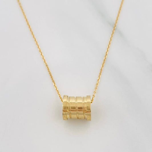 Set Cadena Aro Seguido + Dije Bv / 3.1g / 18 in Oro Amarillo 18K