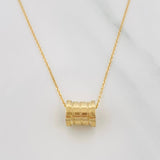 Set Cadena Aro Seguido + Dije Bv / 3.1g / 17 3/4 in Oro Amarillo 18K