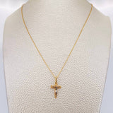 Classic Link Chain + Pendant Cross Christ / 2.3g / 17 3/4 in Three Golds 18K