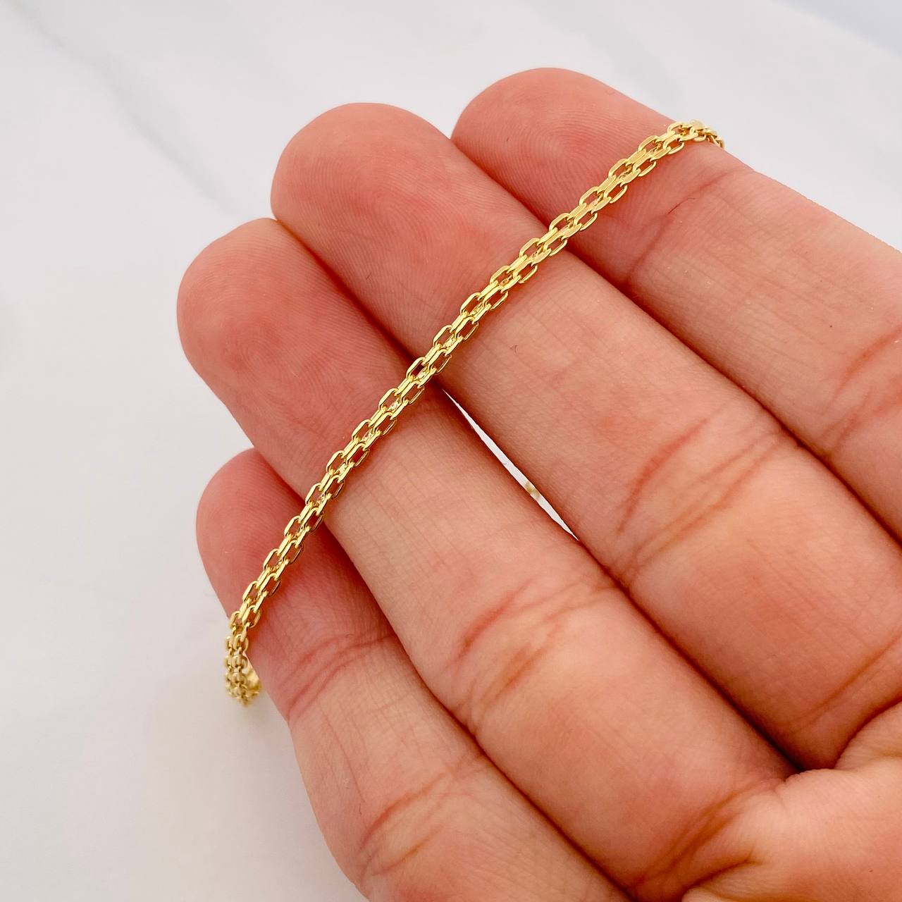 Bismark Bracelet 1.4g / 7 3/4 in / 2.1mm 18K Yellow Gold