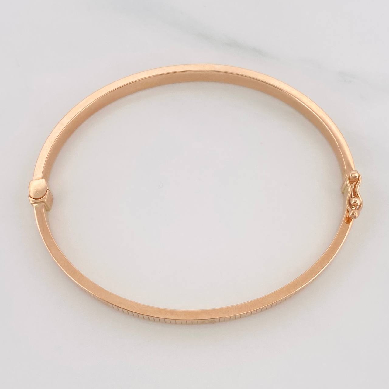 Bracelet Screw Hoop 6.45g / 6 3/4 in / 4mm 18K Rose Gold