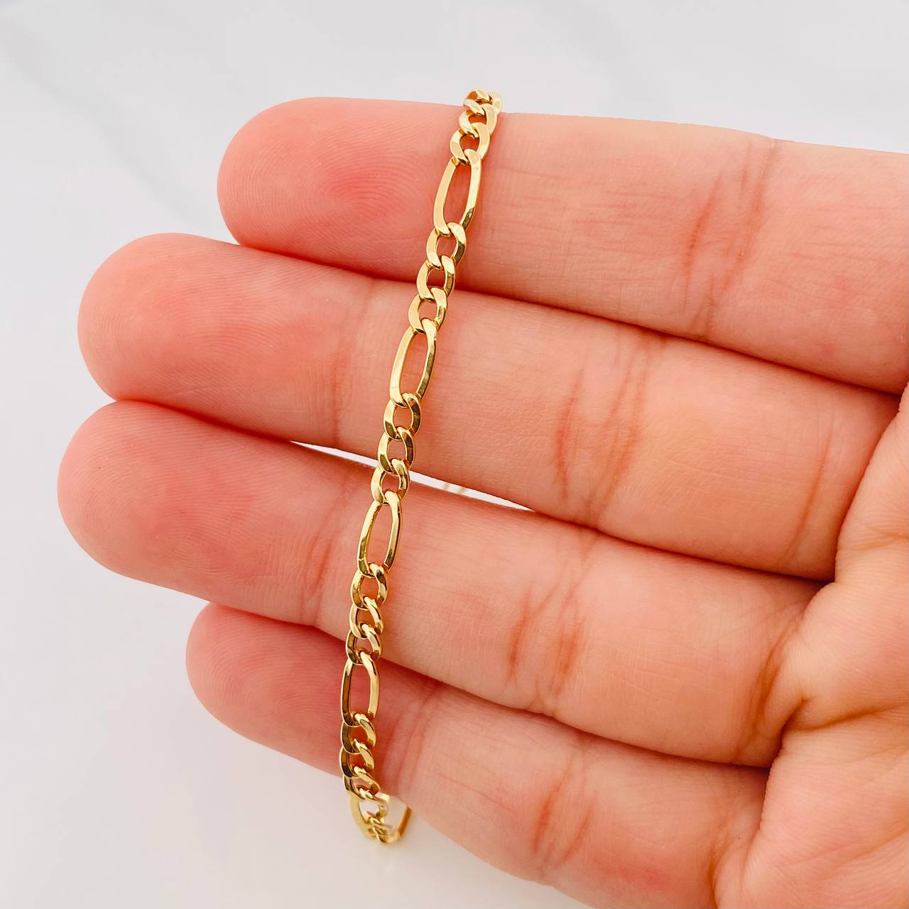Figaro Bracelet 1.65g / 7 3/4 in / 3.49mm 18K Yellow Gold