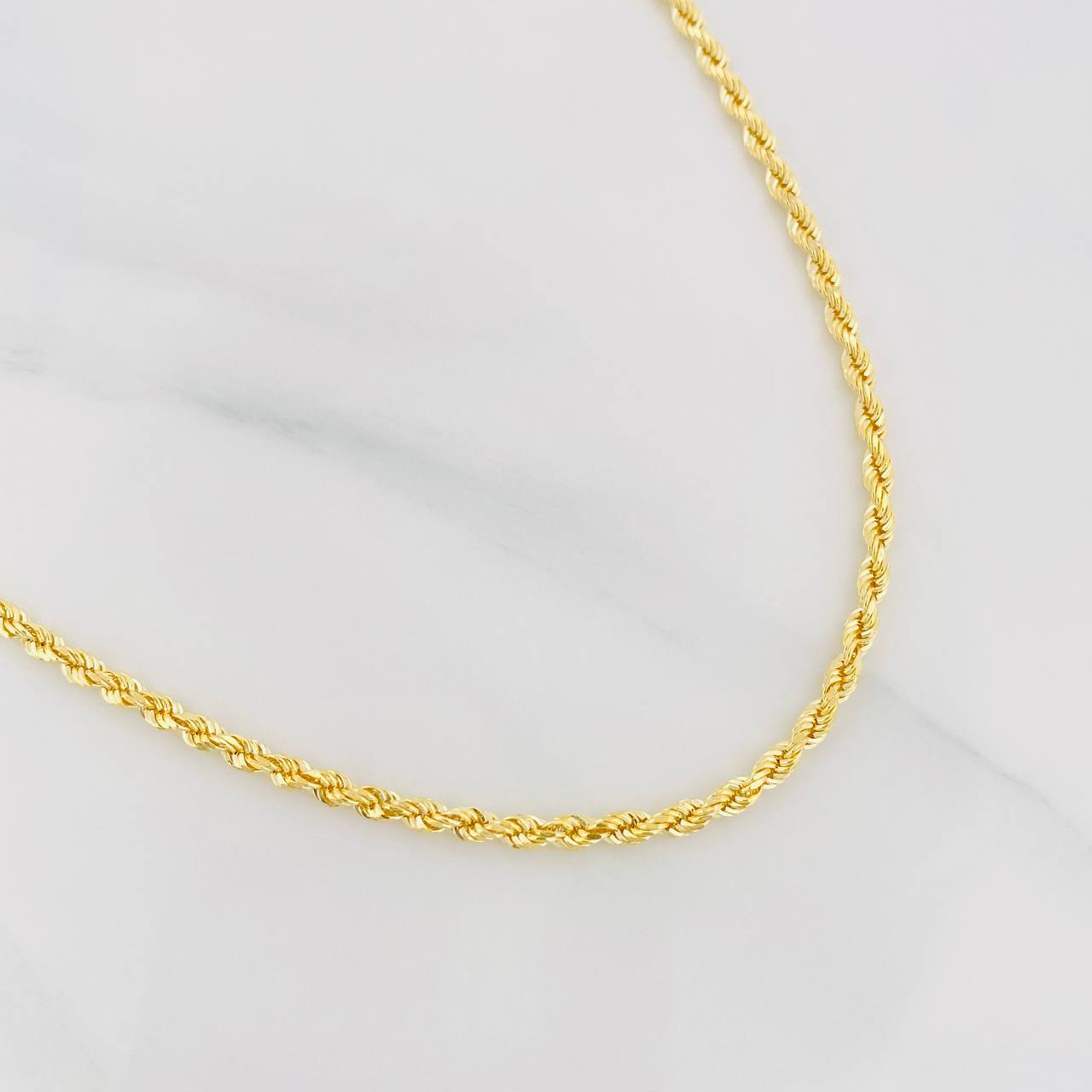 Cadena Lazo 5.9g / 24 in / 2.4mm Oro Amarillo 18K