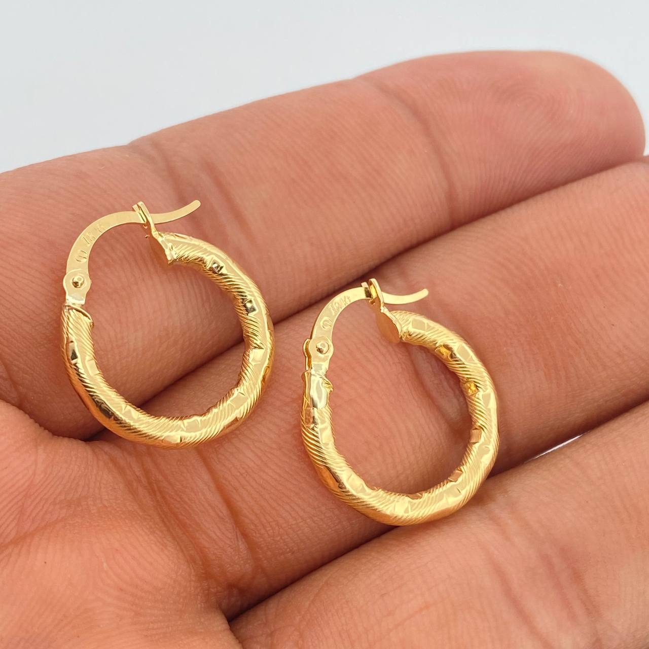 Candongas Sandra 1.7gr / 3/4 in / Oro Amarillo 18K %