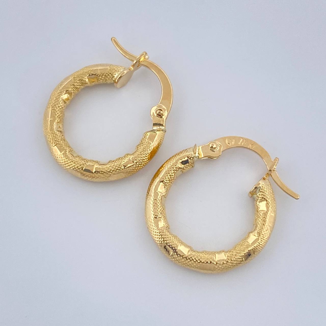 Candongas Sandra 1.5gr / 3/4 in / Oro Amarillo 18K %