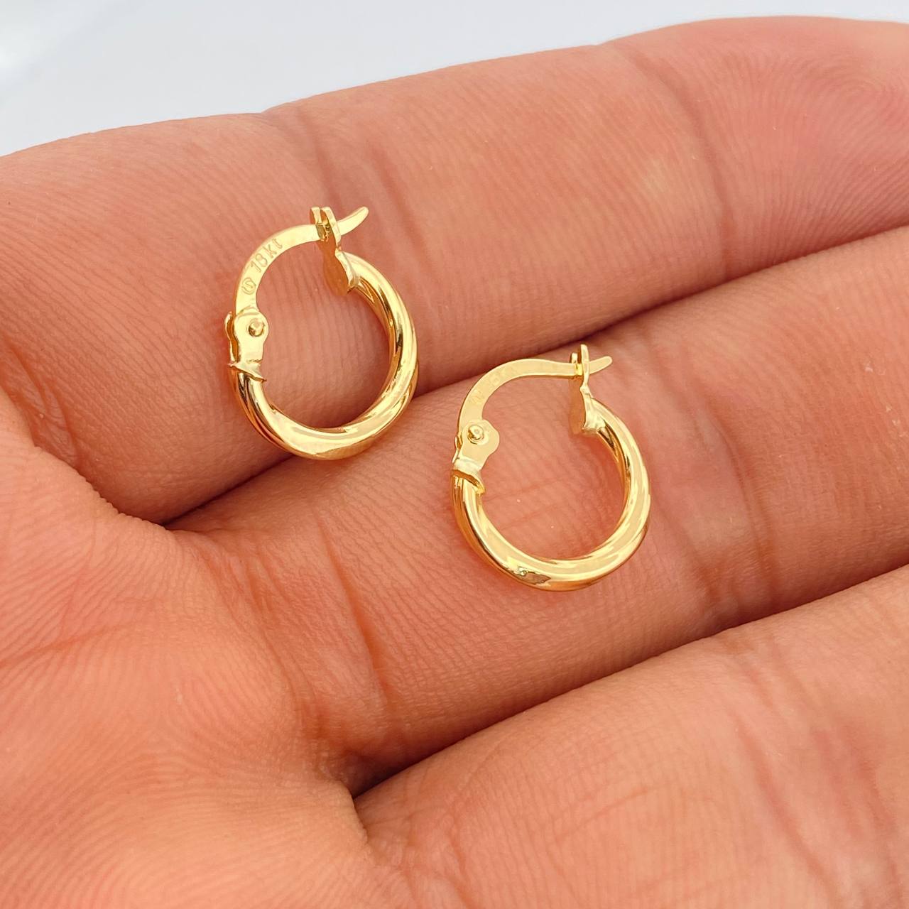 Candongas Lola 0.85gr / 1/2 in / Oro Amarillo 18K %