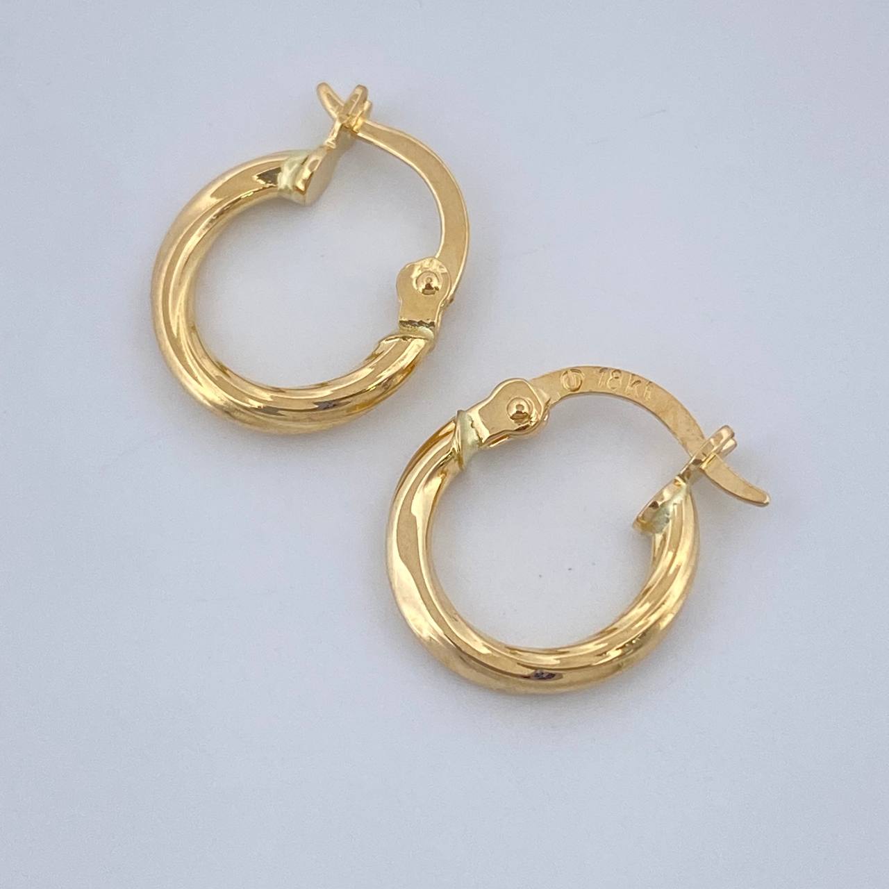 Candongas Lola 0.85gr / 1/2 in / Oro Amarillo 18K %