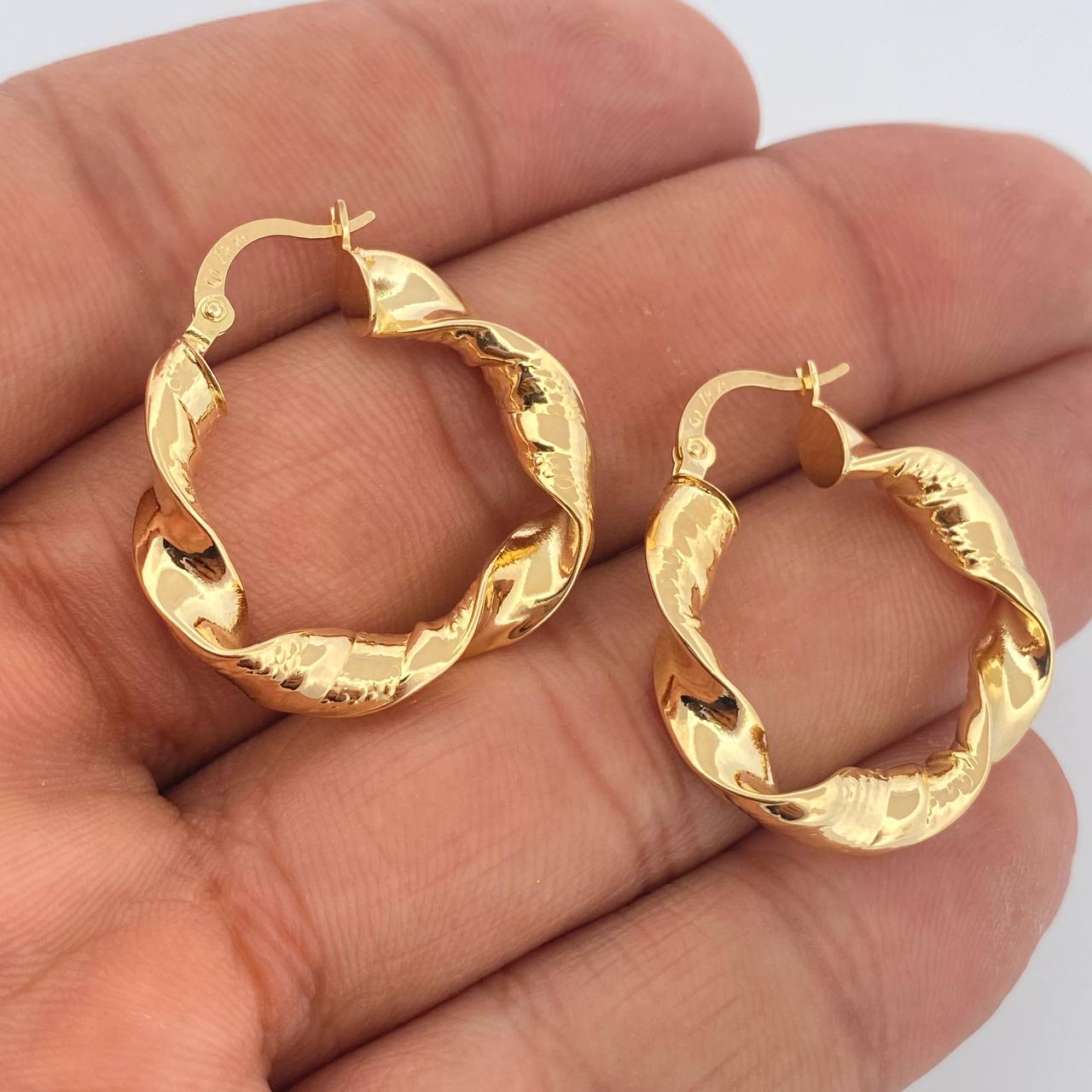 Candongas Remi 3.9gr / 1 in / Oro Amarillo 18K %