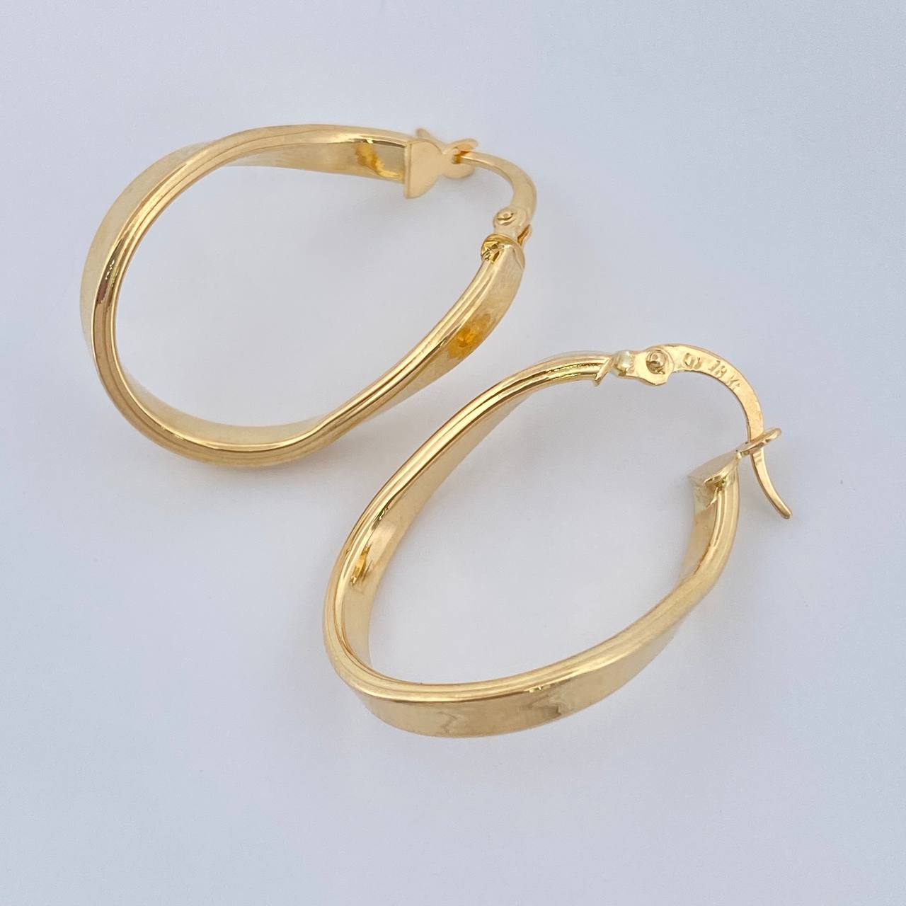 Candongas Clau 2.25gr / 1 in / Oro Amarillo 18K %