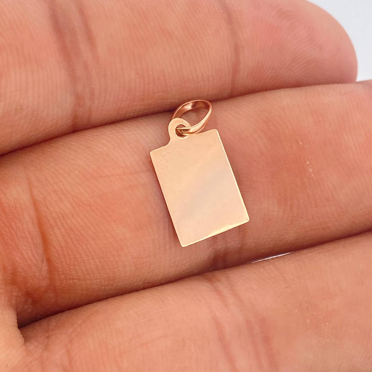 Dije Placa 0.55gr / 3/4 in / Oro Rosa 18K %