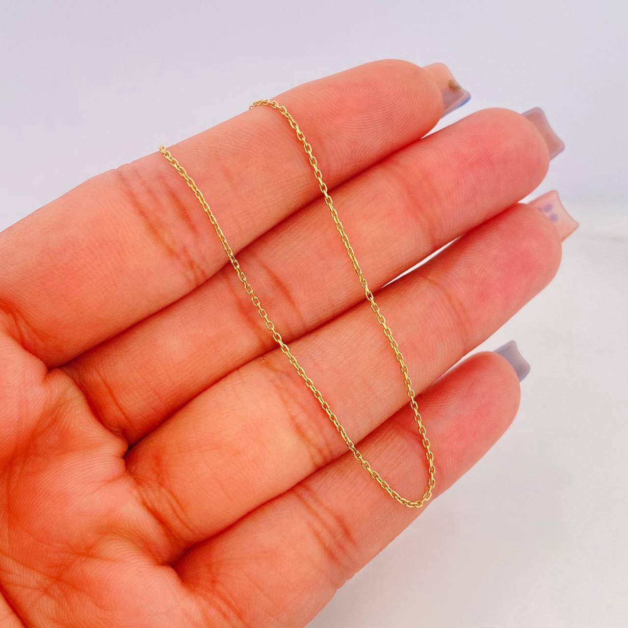 Cadena Aro Seguido 1.5g / 18 in / 0.9mm Oro Amarillo 18K