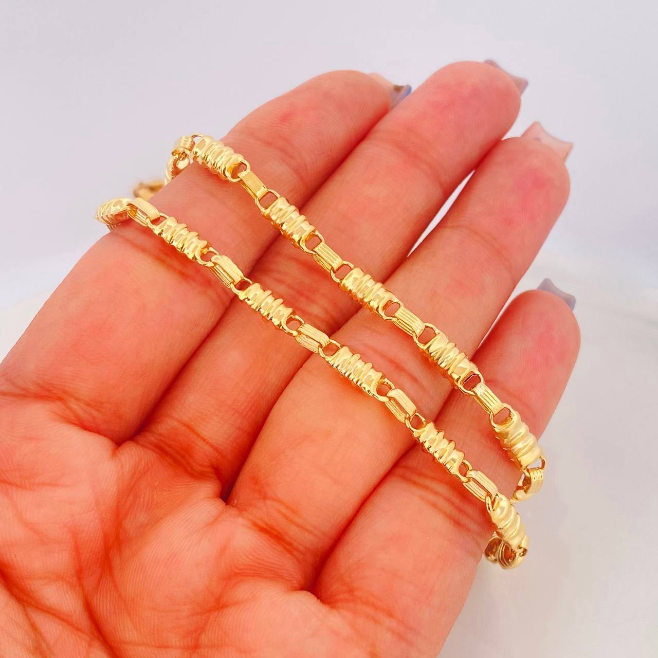 Rustic Barrel Chain 14.20g / 24 in / 3.34mm Yellow Gold 18K