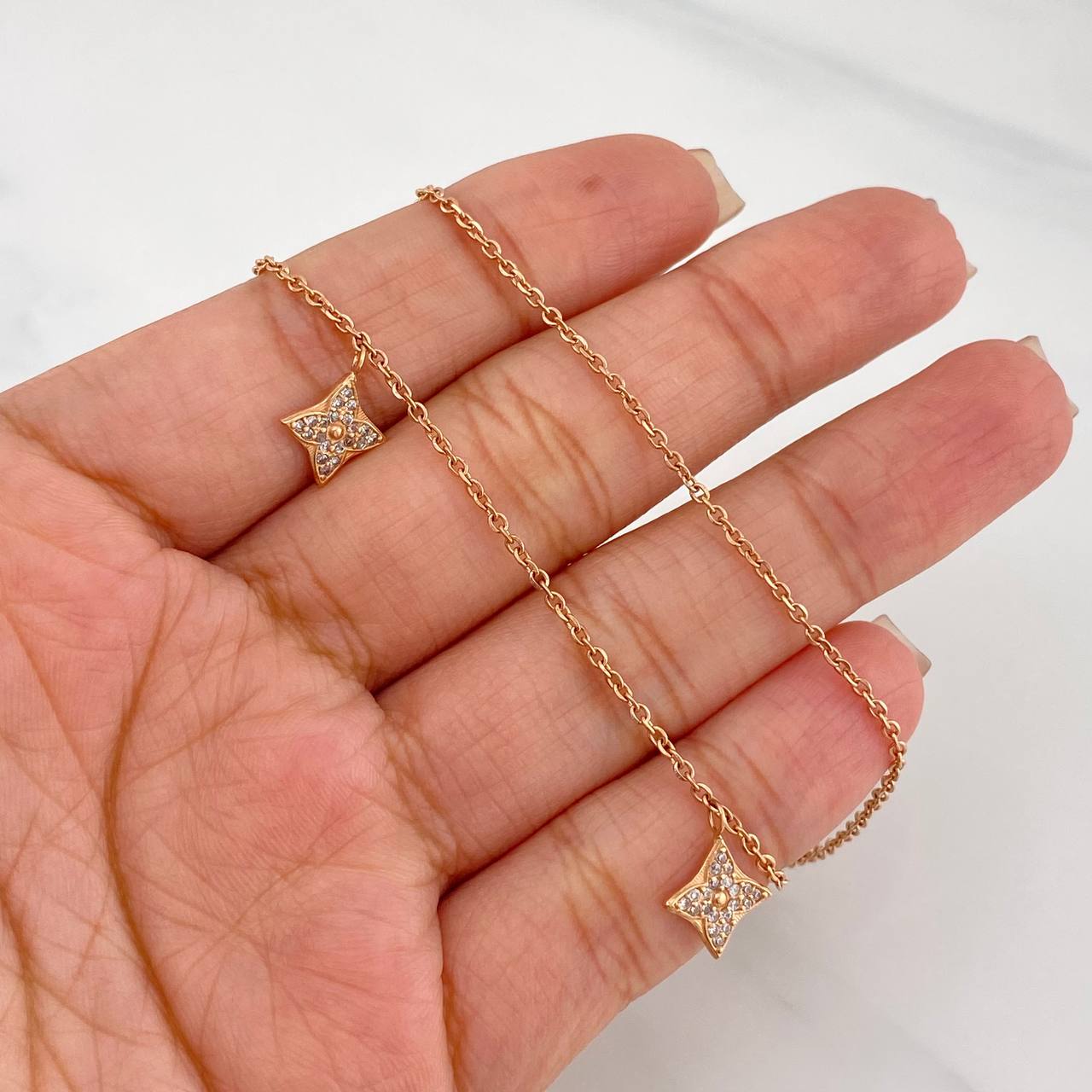 Cadena Aro Seguido Flor 5.6g / 17 3/4 in / 1.34mm Oro Rosa 18K
