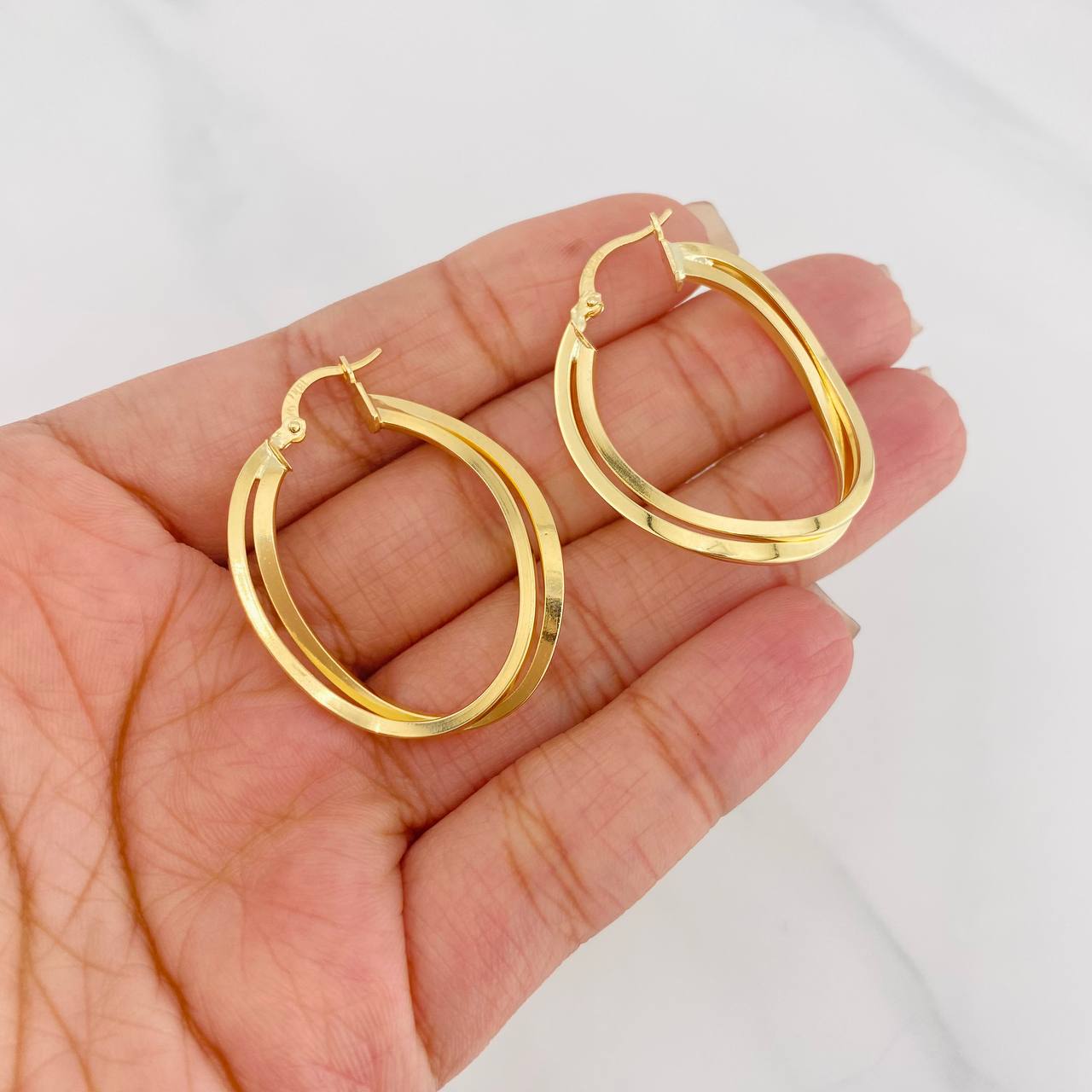 Hoop Earrings Double Hoop 3.15g / 1 1/2 in 18K Yellow Gold