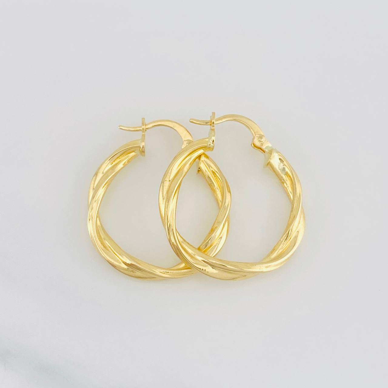 Hoop Earrings Kris 2.35g / 1 in Yellow Gold 18K