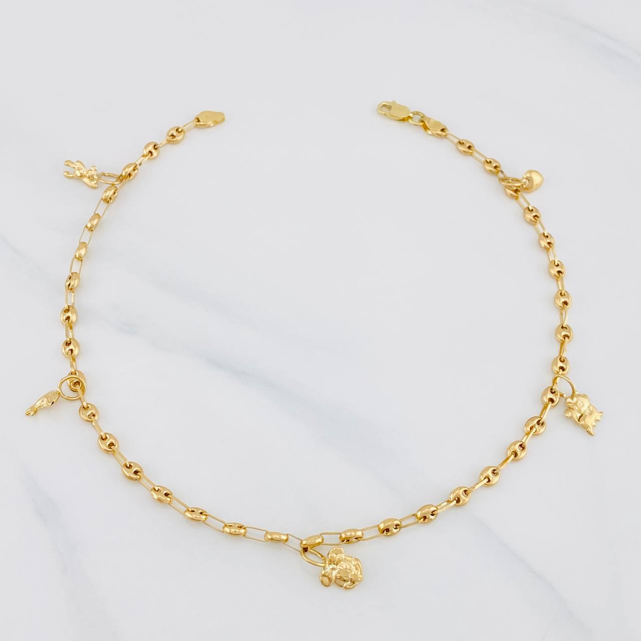 Tobillera GC Dijes 4.4g / 10 1/2 in / 3.3mm Oro Amarillo 18K