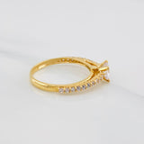 Solitaire Churumbela Ring 2.5g / Size 6 3/4 Yellow Gold 18K