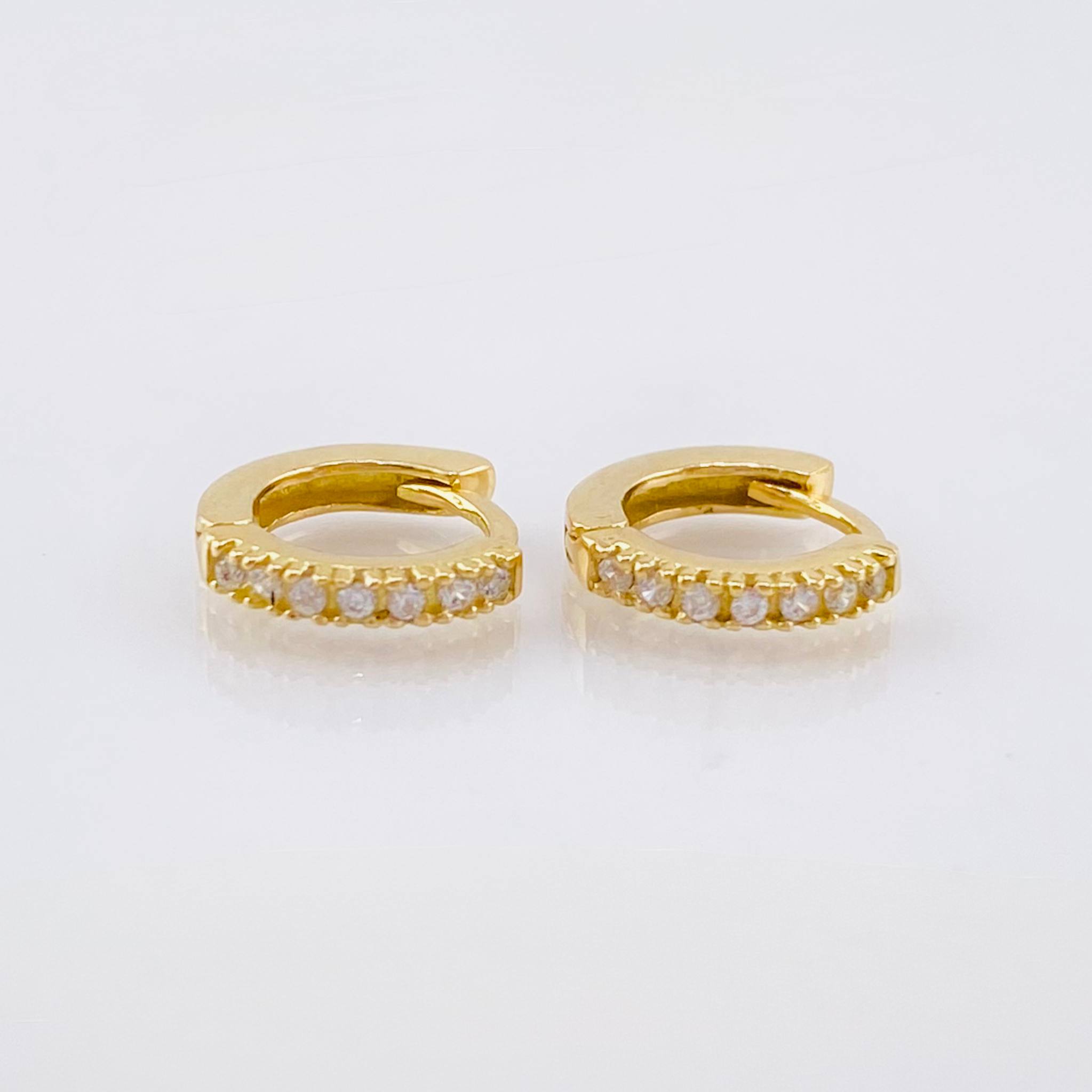 Carril Punteado 1.4gr / 1/2 in / Oro Amarillo 18K *
