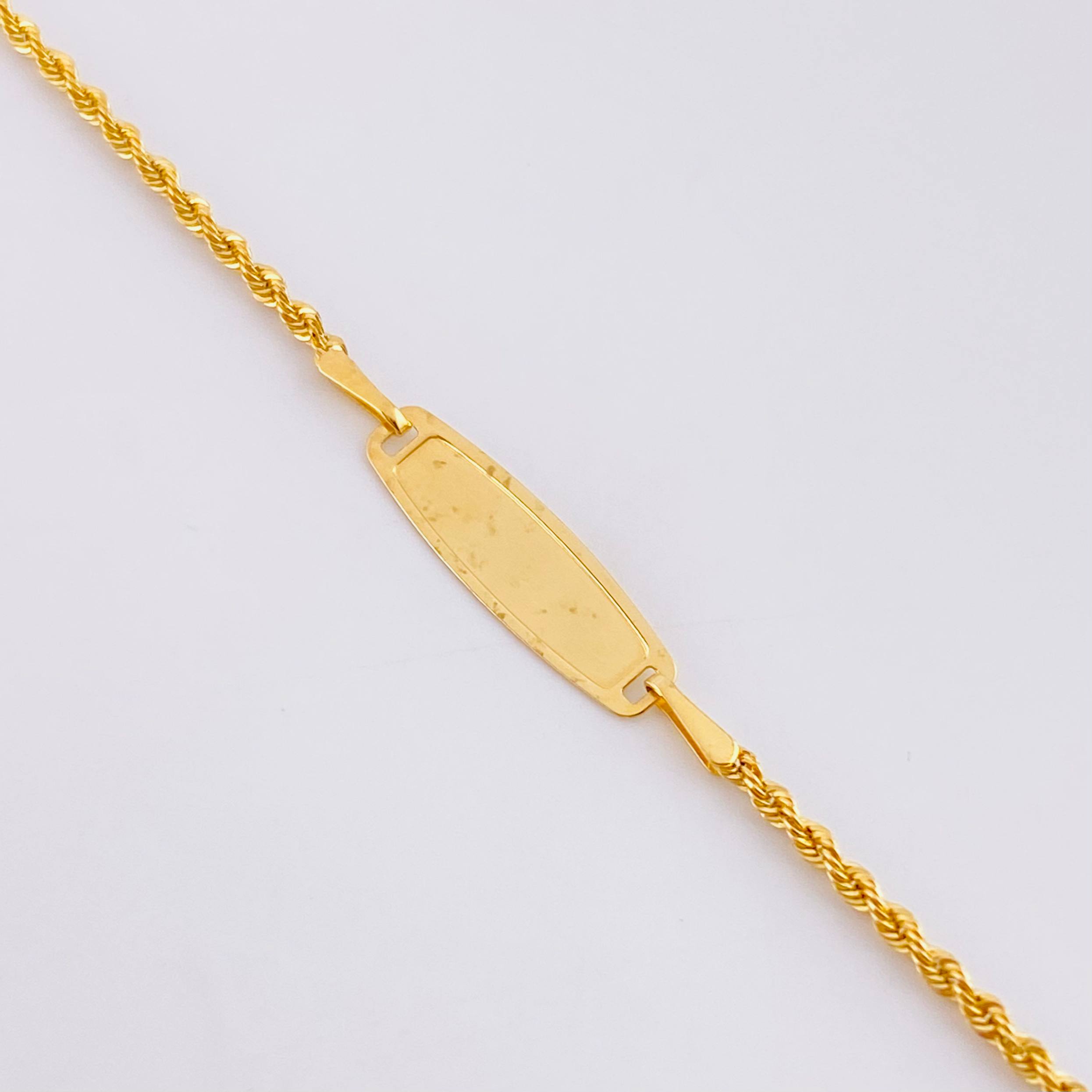 Rope Bracelet with Oval Plate 1.1g / 7 in / 1.6mm Yellow Gold 18K