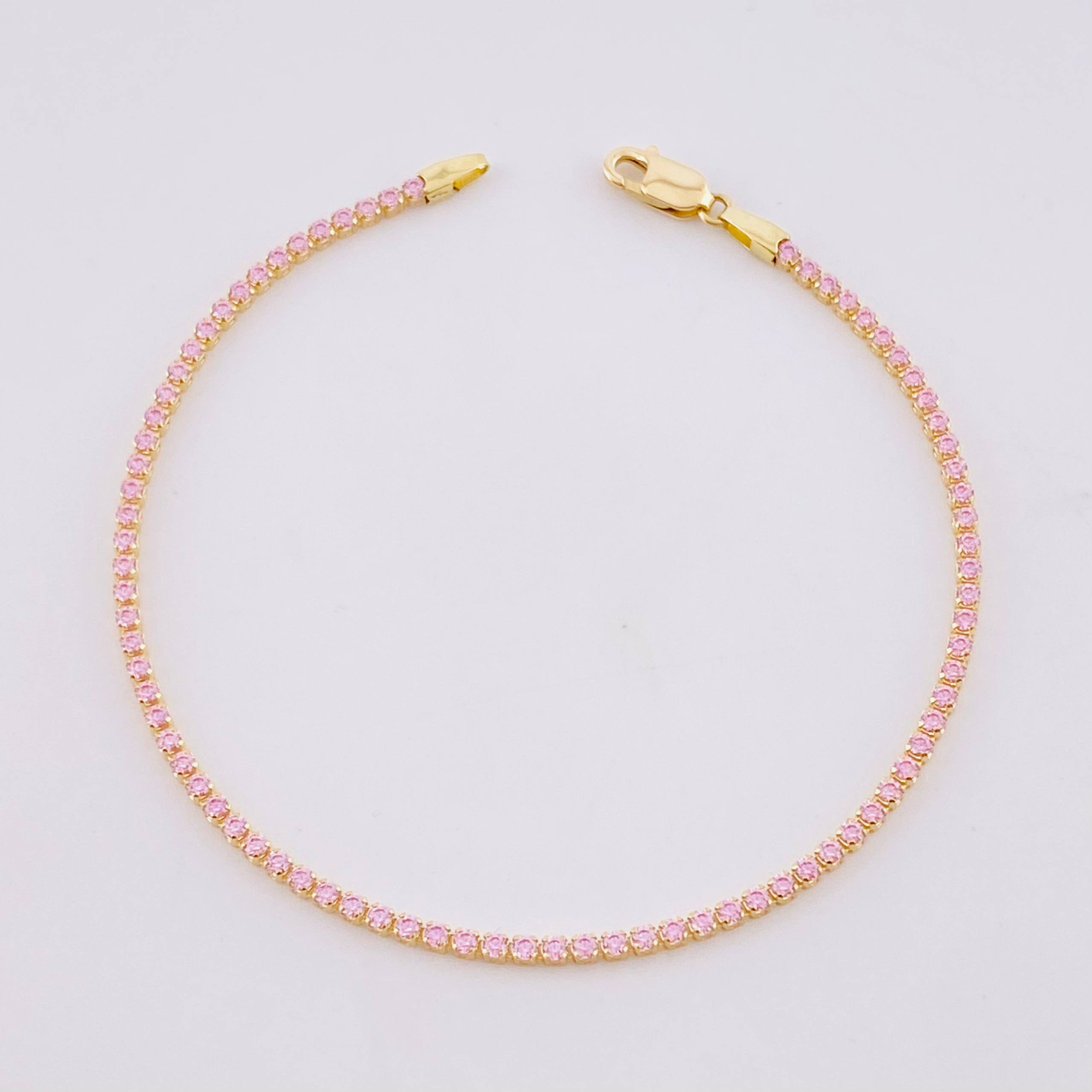 Tennis Bracelet 2g / 6 1/2 in / 1.5mm Yellow Gold 18K