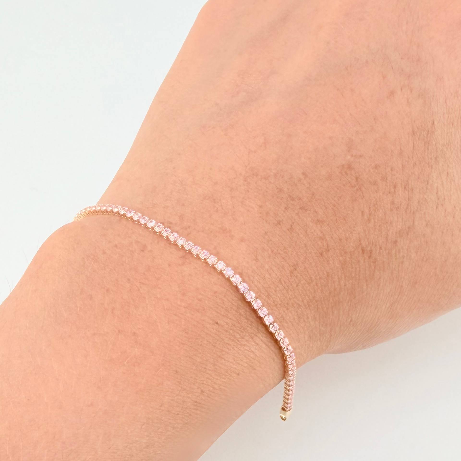 Tennis Bracelet 2g / 6 1/2 in / 1.5mm Yellow Gold 18K