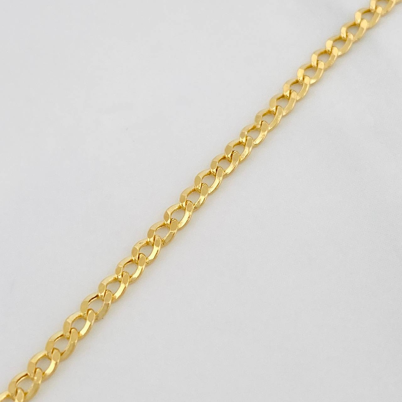 Pulso Cubano 1.15g / 18.5cm / 2.1mm Oro Amarillo 18K