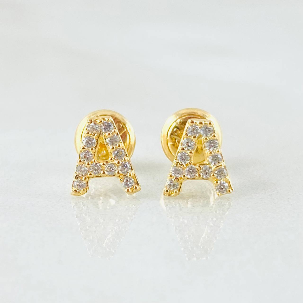 Topos Letra A 0.9gr / 5mm Oro Amarillo 18K