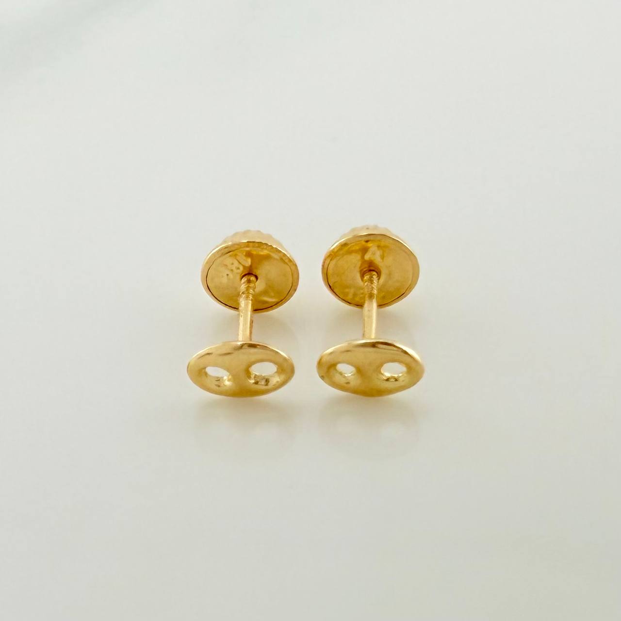 Topos GC 0.45gr / 4mm Oro Amarillo 18K &