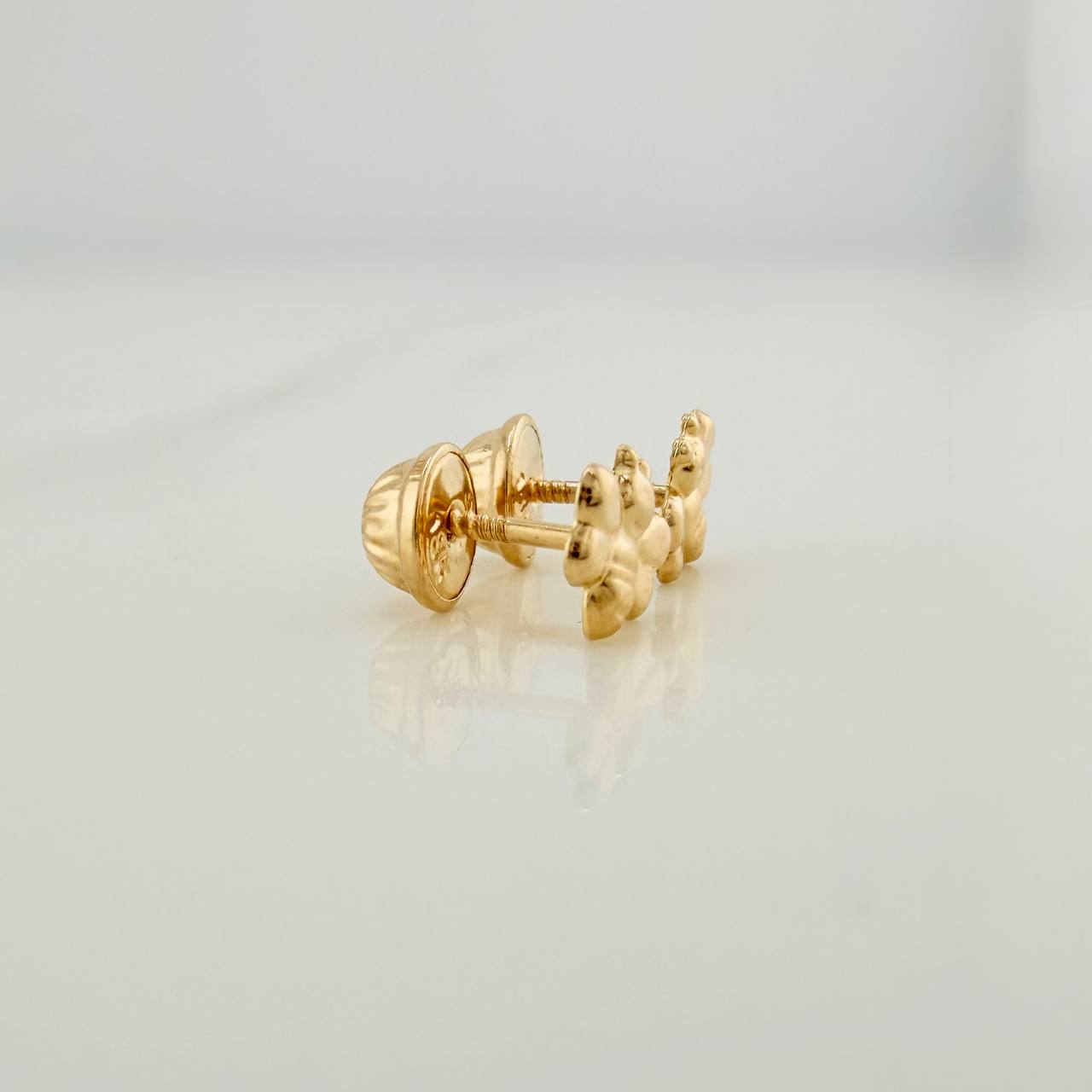 Topos Abeja 0.55gr / Oro Amarillo 18K &