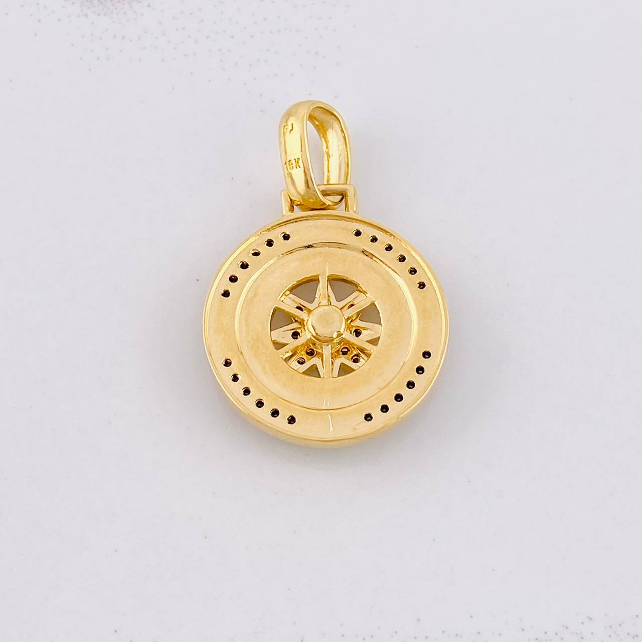 Pendant Compass 4.9g / 1 1/4 in Yellow Gold 18K