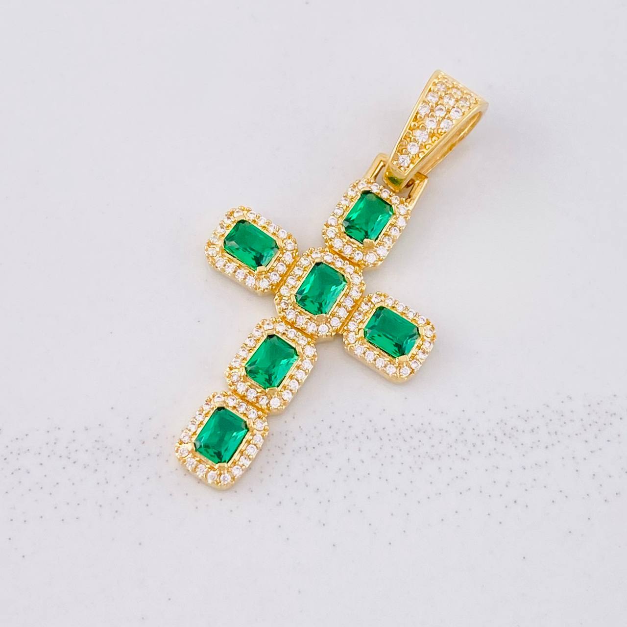 Pendant Dense Cross 3.45g / 1 1/2 in Yellow Gold 18K
