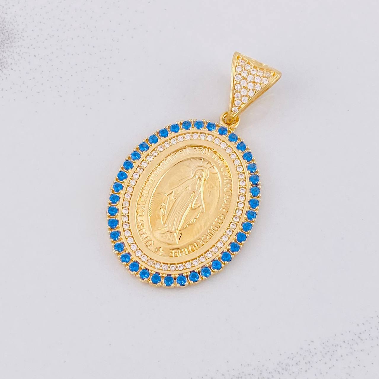 Miraculous Virgin Pendant 7.35g / 1 1/2 in Yellow Gold 18K