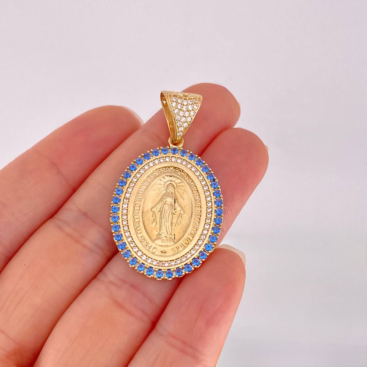 Miraculous Virgin Pendant 7.35g / 1 1/2 in Yellow Gold 18K