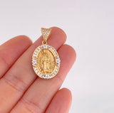 Our Lady of Mount Carmel Pendant 6.05g / 1 1/4 in Two-Tone Yellow White Gold 18K