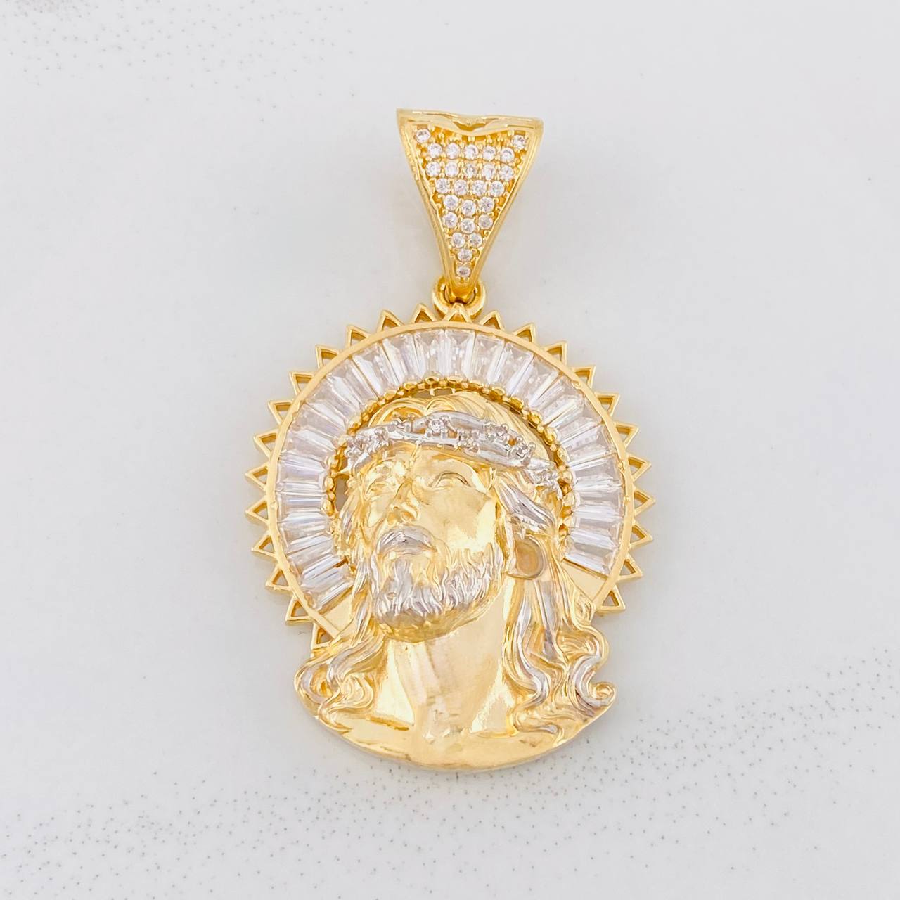 Pendant Christ's Face 9.5g / 1 3/4 in Two Yellow White Golds 18K