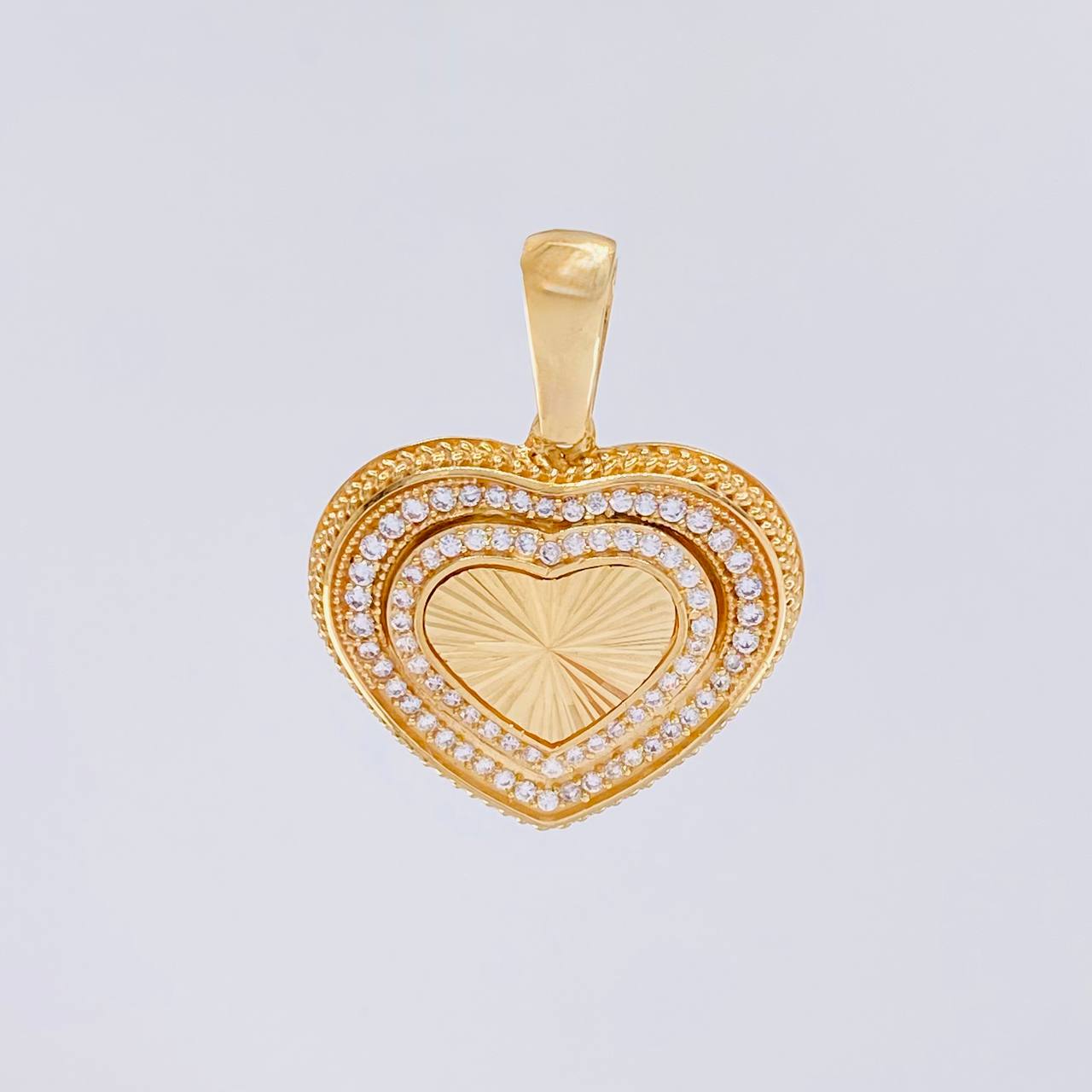 Diamond Cut Heart Pendant 9.9g / 1 1/2 in Yellow Gold 18K