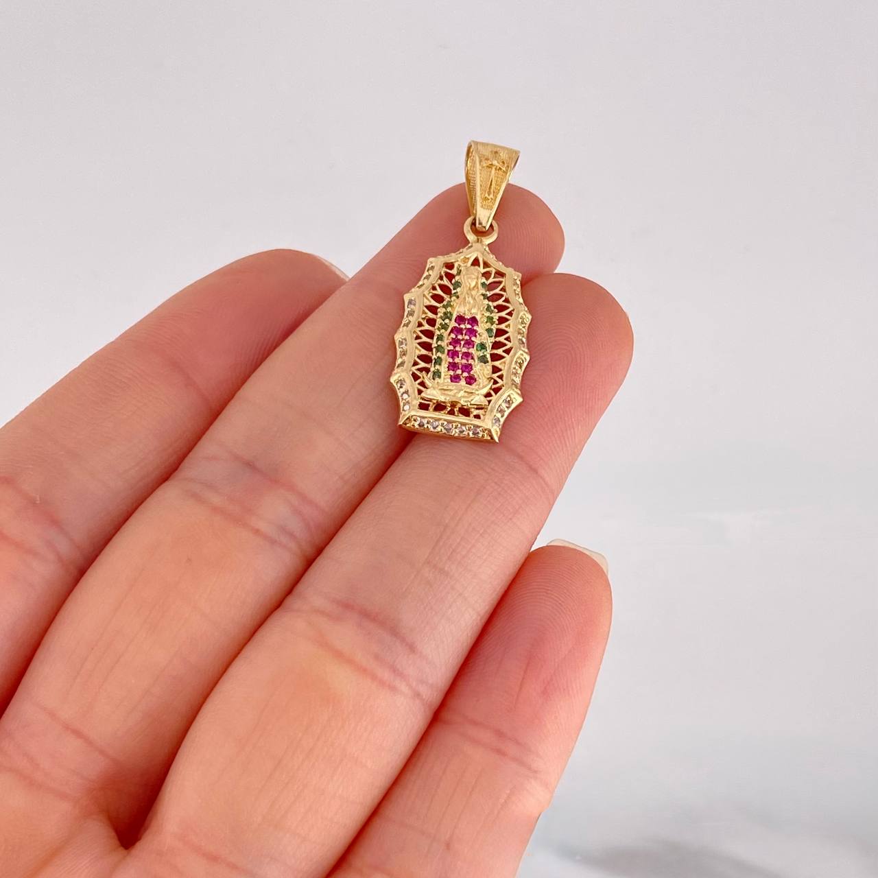 Our Lady of Guadalupe Pendant 3.5g / 1 1/4 in Yellow Gold 18K