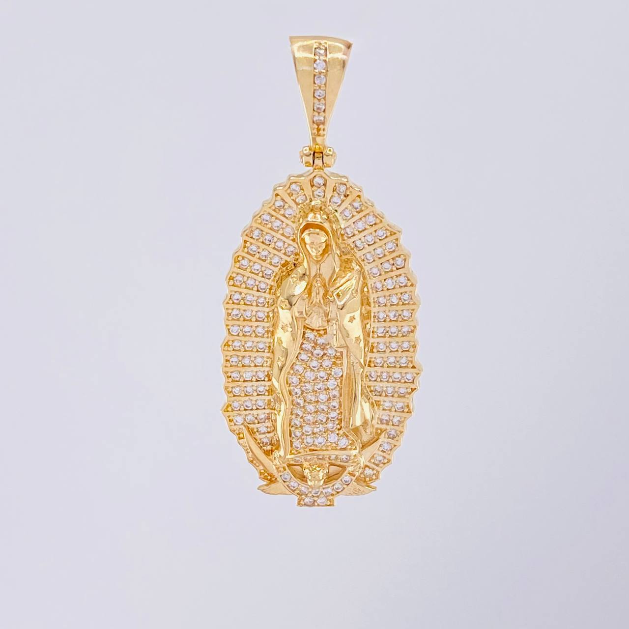 Our Lady of Guadalupe Pendant 9.5g / 1 3/4 in Yellow Gold 18K