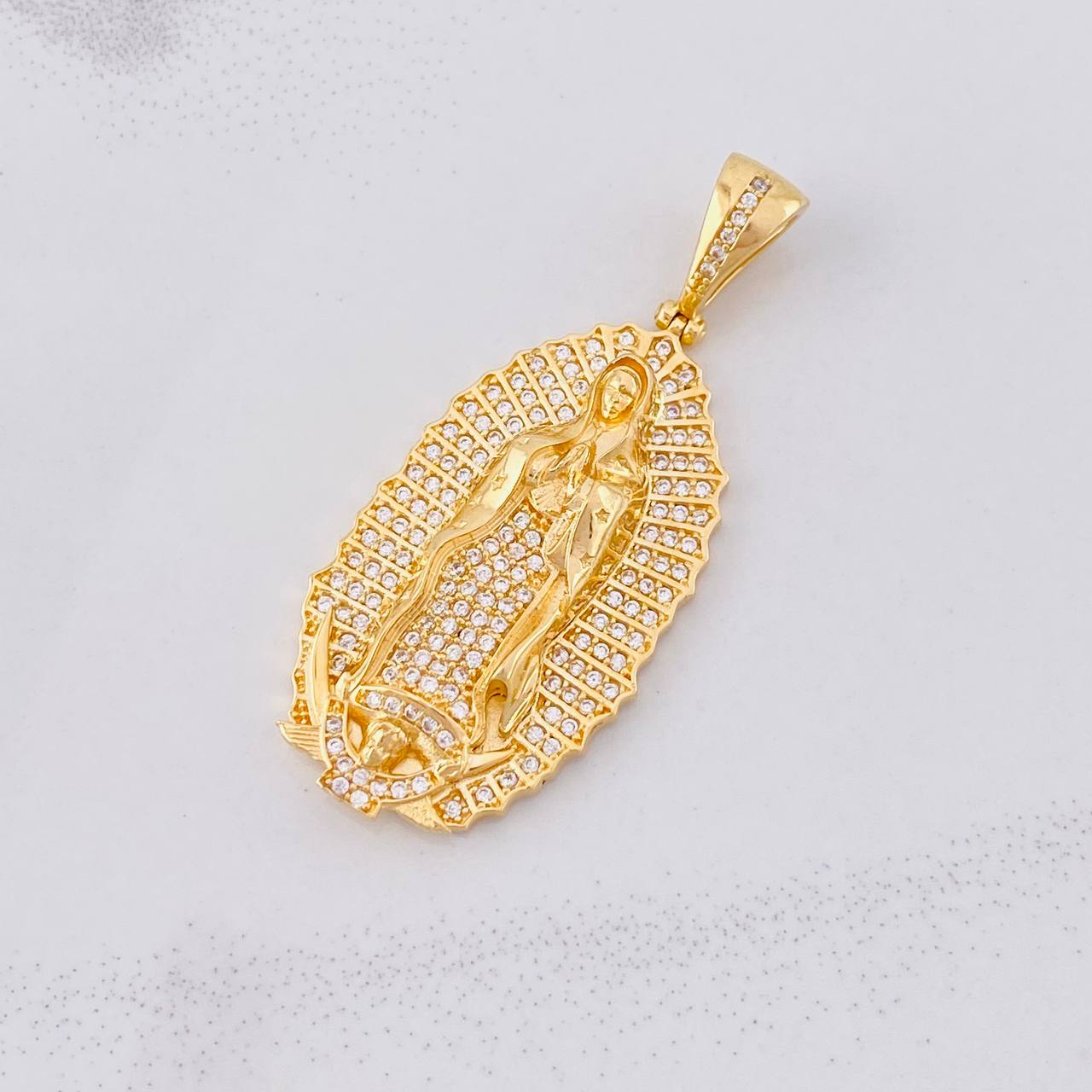 Our Lady of Guadalupe Pendant 9.5g / 1 3/4 in Yellow Gold 18K