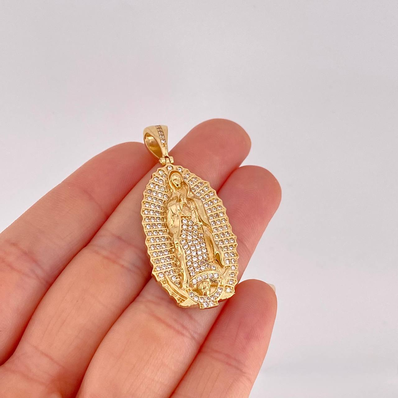 Our Lady of Guadalupe Pendant 9.5g / 1 3/4 in Yellow Gold 18K
