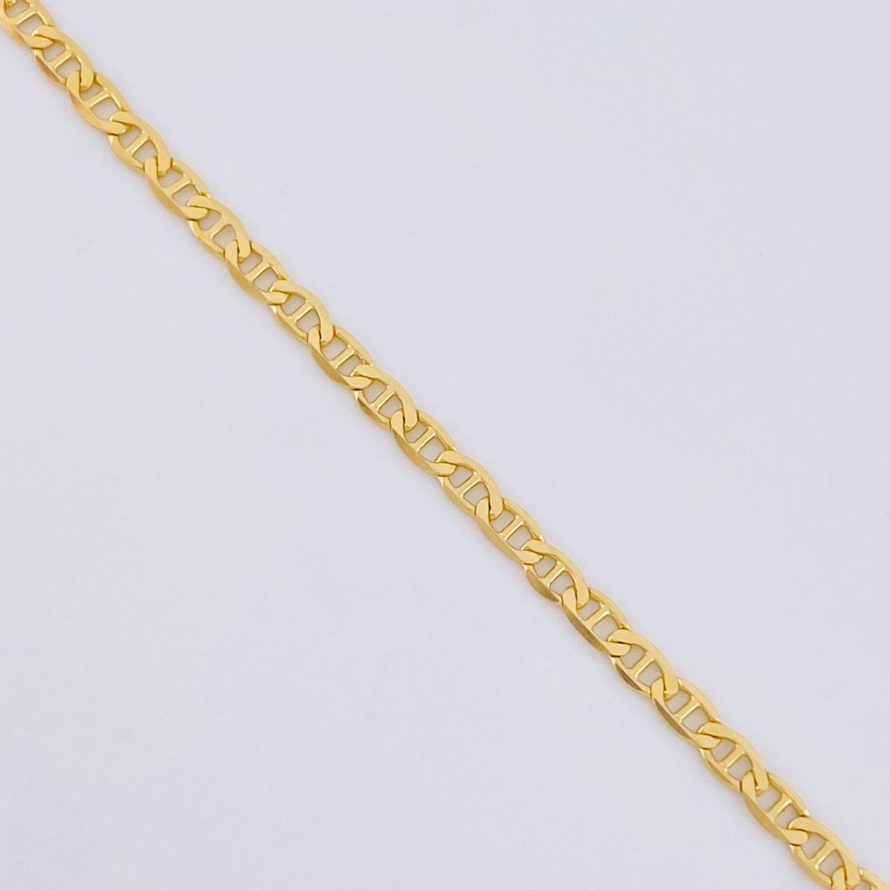 Flat Mariner Chain 4.15g / 20 in / 2.1mm 18K Yellow Gold