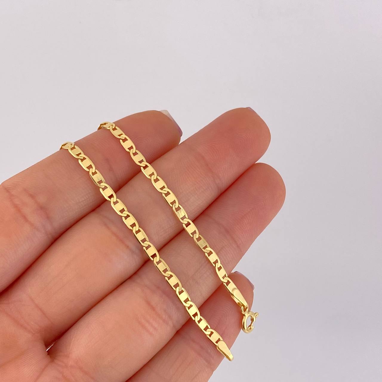 Cadena Plana 4.7g / 20 in / 2.5mm Oro Amarillo 18K
