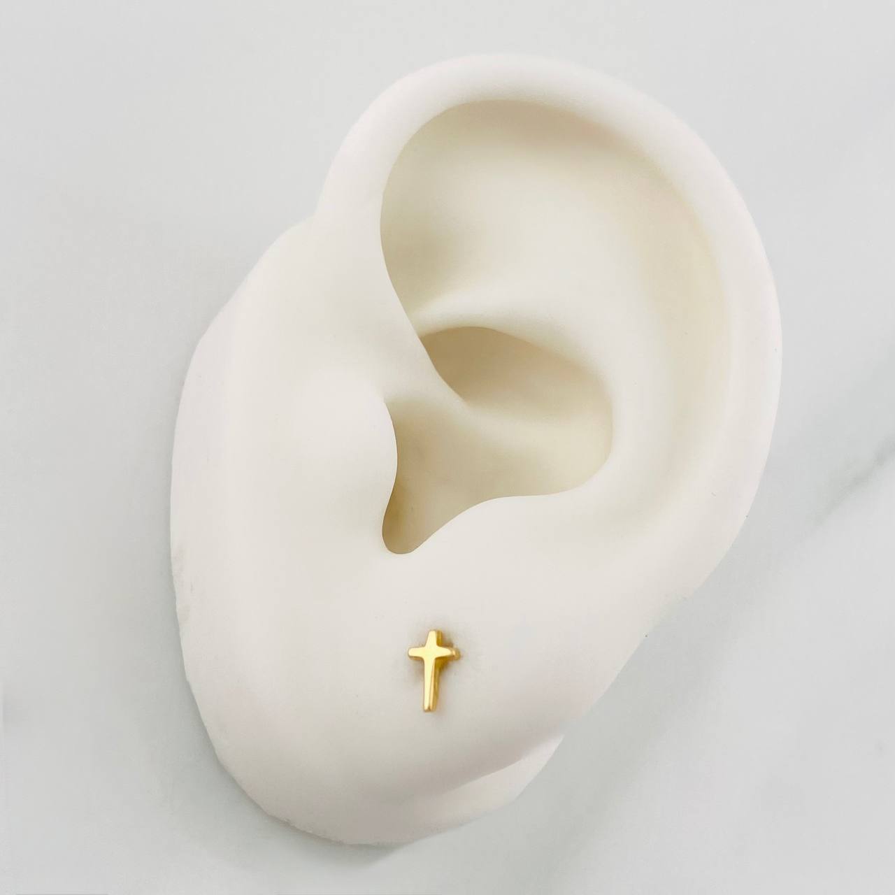 Topos Cruz 0.55g / in / 5.7mm Oro Amarillo 18K