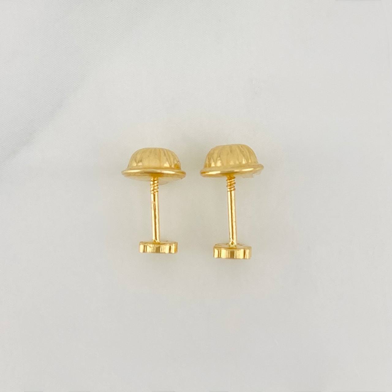 Stud Earrings Bear Ts 0.65g / in / 3.36mm Yellow Gold 18K