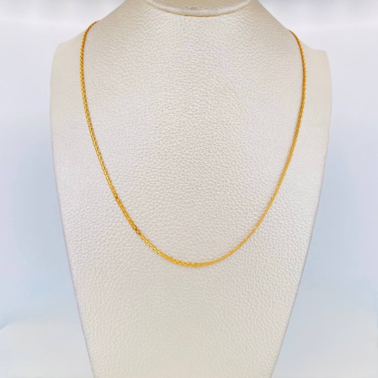 Cadena China 3.3g / 50cm / 1.46mm Oro Amarillo 18K