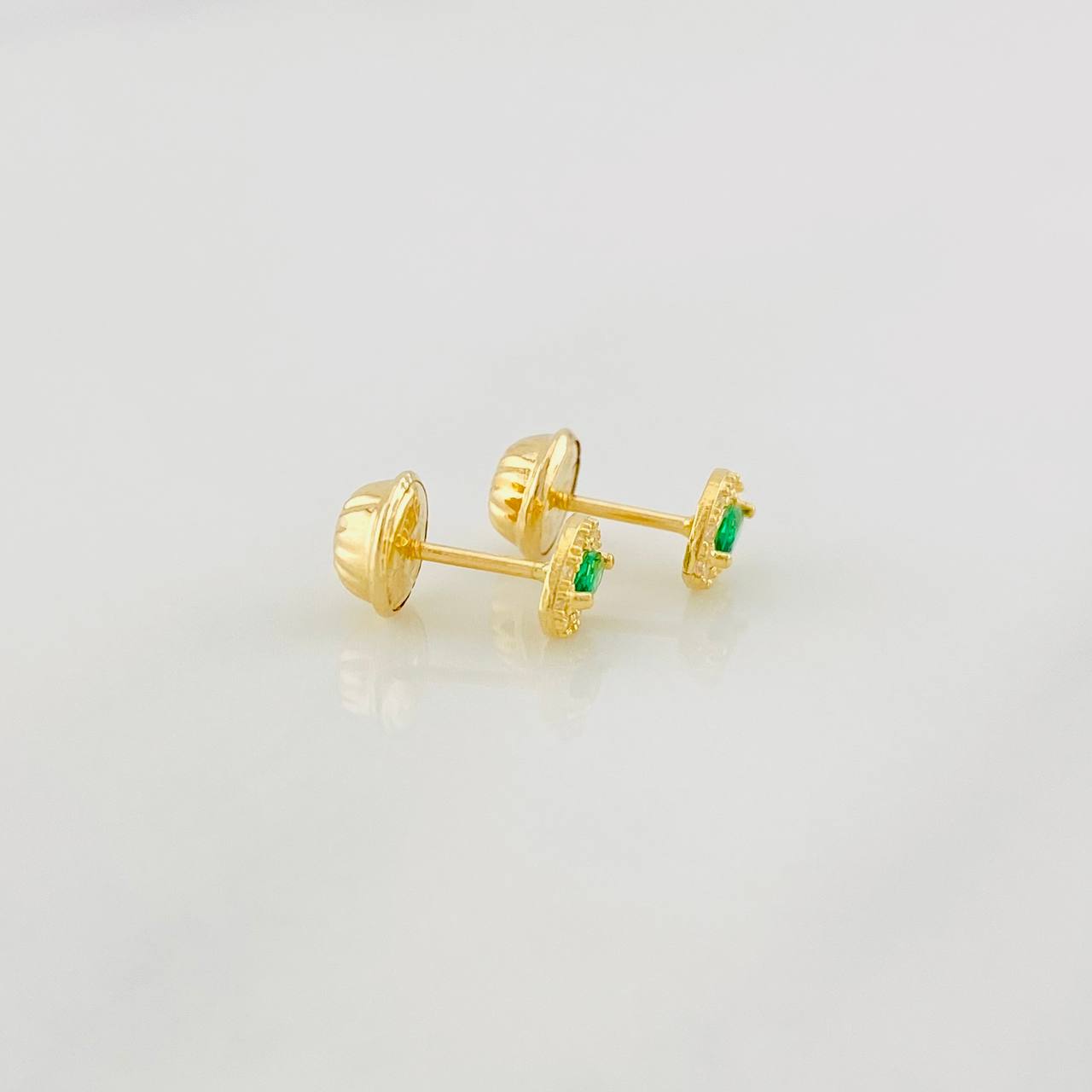 Eye Stud Earrings 0.65g / in / 6.25mm Yellow Gold 18K